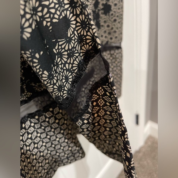 ✨✨Venezia Jeans Women's  skirt✨✨ - Picture 6 of 6